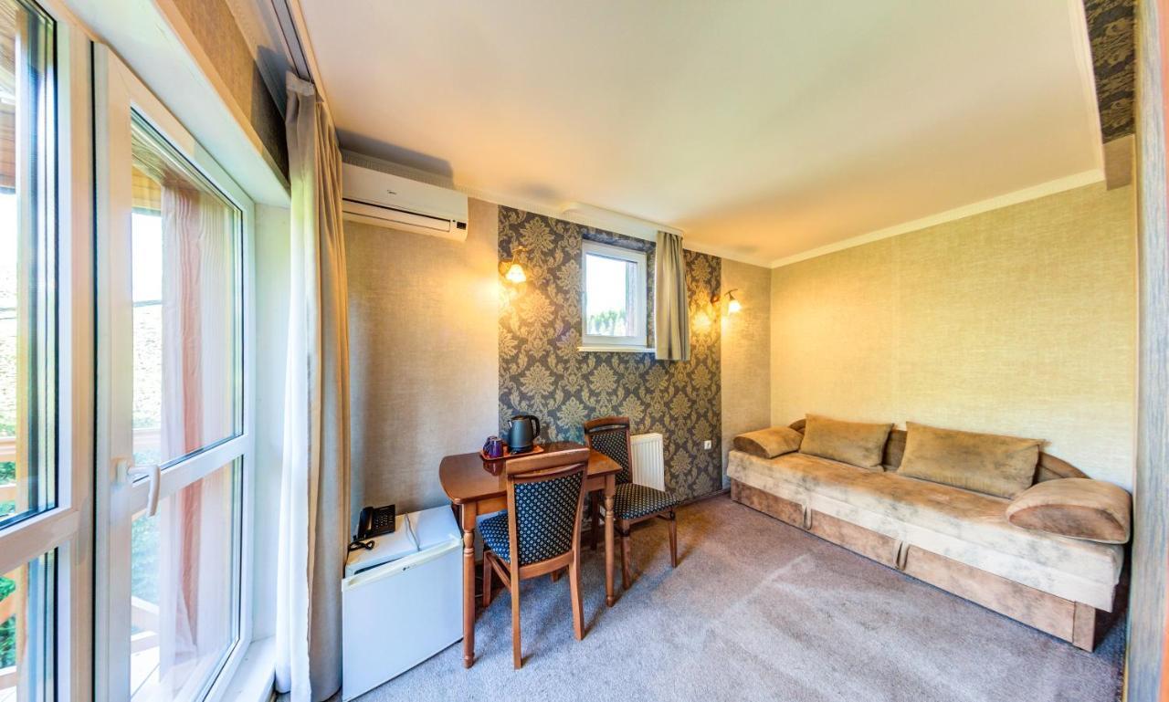 Karpatska Villa マイコリチン エクステリア 写真