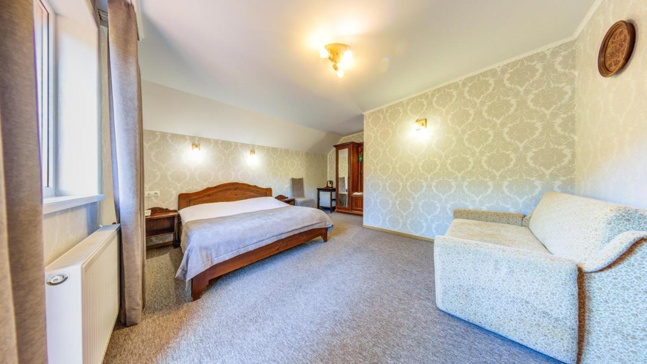 Karpatska Villa マイコリチン エクステリア 写真