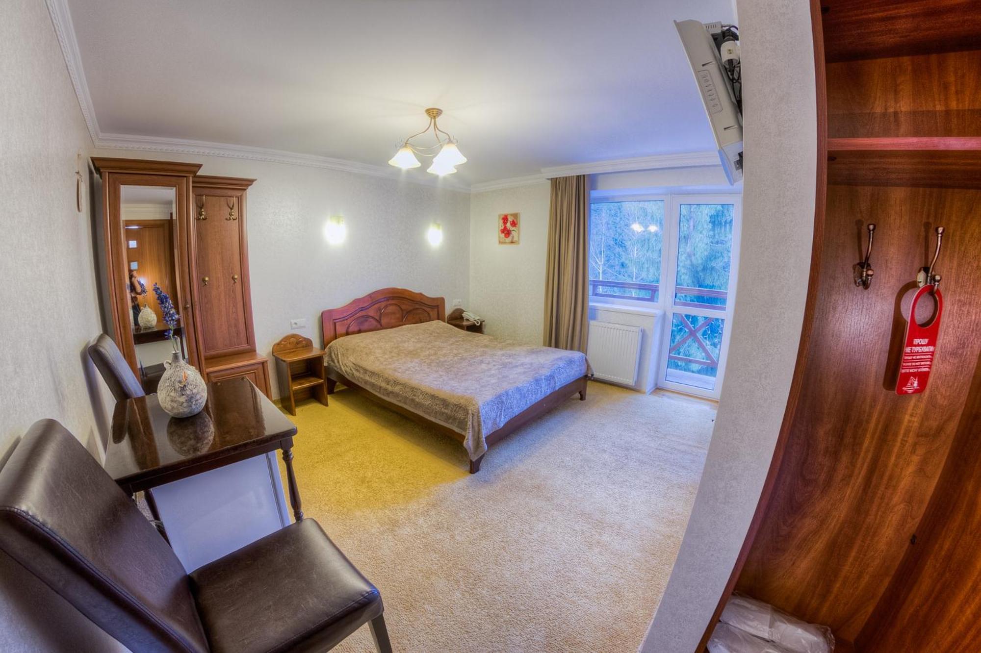 Karpatska Villa マイコリチン エクステリア 写真